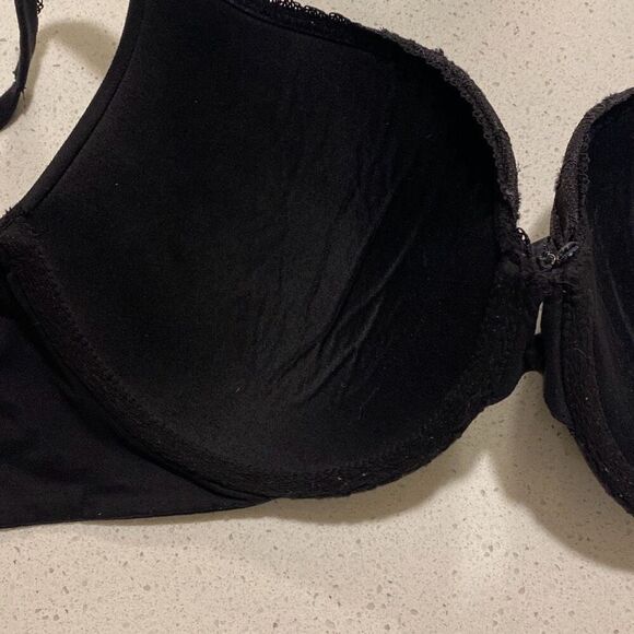 Victoria’s Secret body by Victoria padded perfect coverage bra size 34DD  - Picture 6 of 7